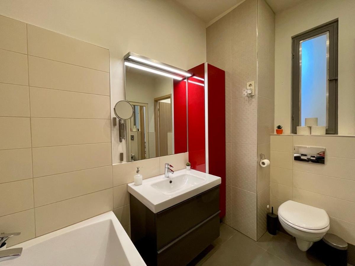 Penthouse W Private Rooftop And Free Parking Budapest Eksteriør billede