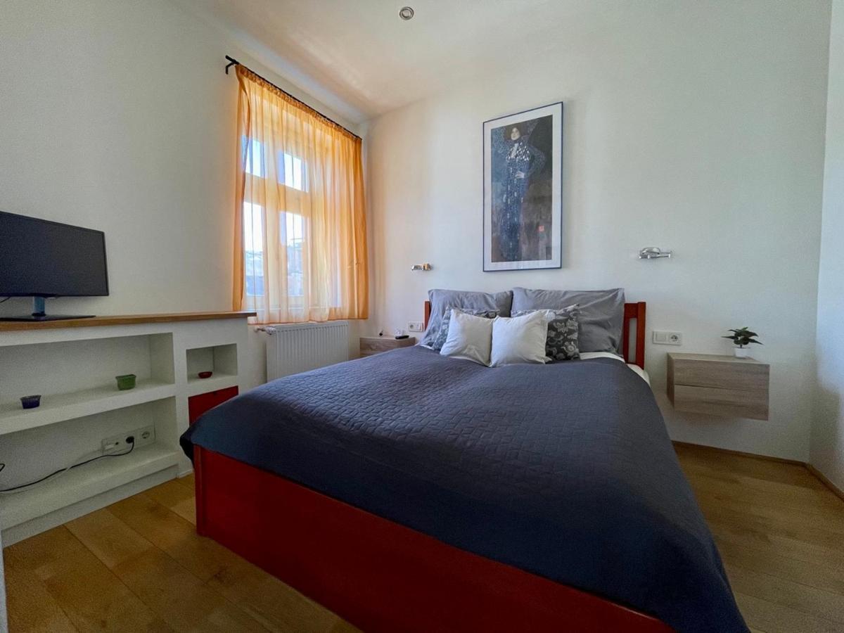 Penthouse W Private Rooftop And Free Parking Budapest Eksteriør billede