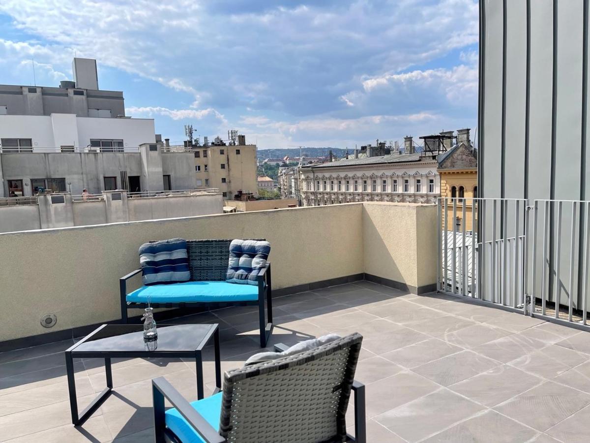 Penthouse W Private Rooftop And Free Parking Budapest Eksteriør billede