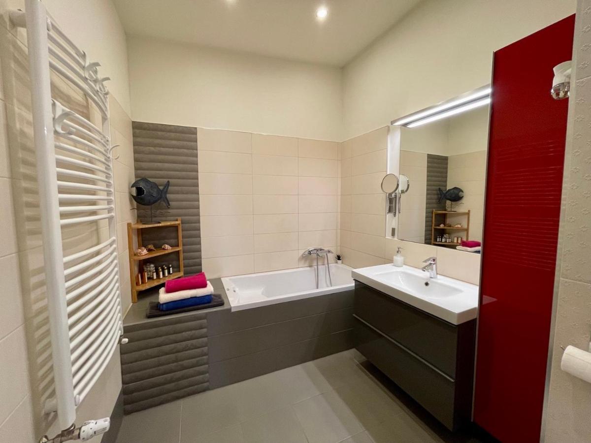 Penthouse W Private Rooftop And Free Parking Budapest Eksteriør billede